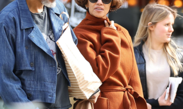 Halle Berry and Van Hunt were spotted out & about in sunny Paris, France. Halle and Van  have settled in an apartment in the Opéra district while she’s working on films. Aissaoui Nacer / BACKGRID